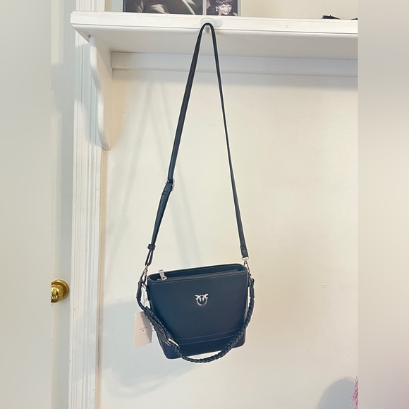 PRICE DROP NWT Le Bag Classy Crossbody - Picture 2 of 6